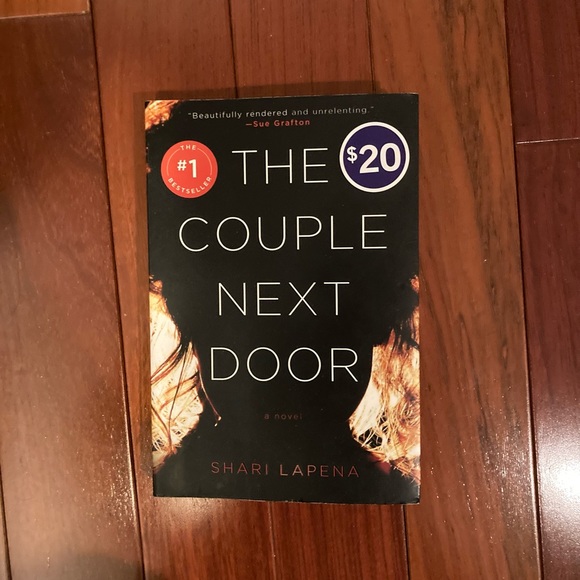 TEEN FICTION/YOUNG ADULT BOOKS - Picture 8 of 9